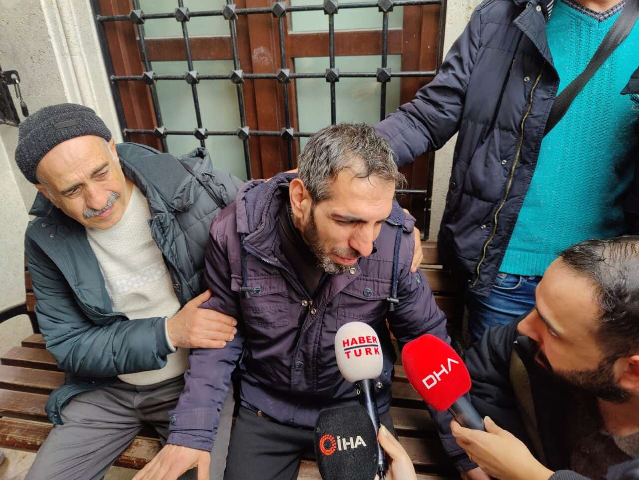 Bu acıya yürek dayanmaz! Küçük Tesnim’e Konyalı Camisinde yürek yakan veda 12